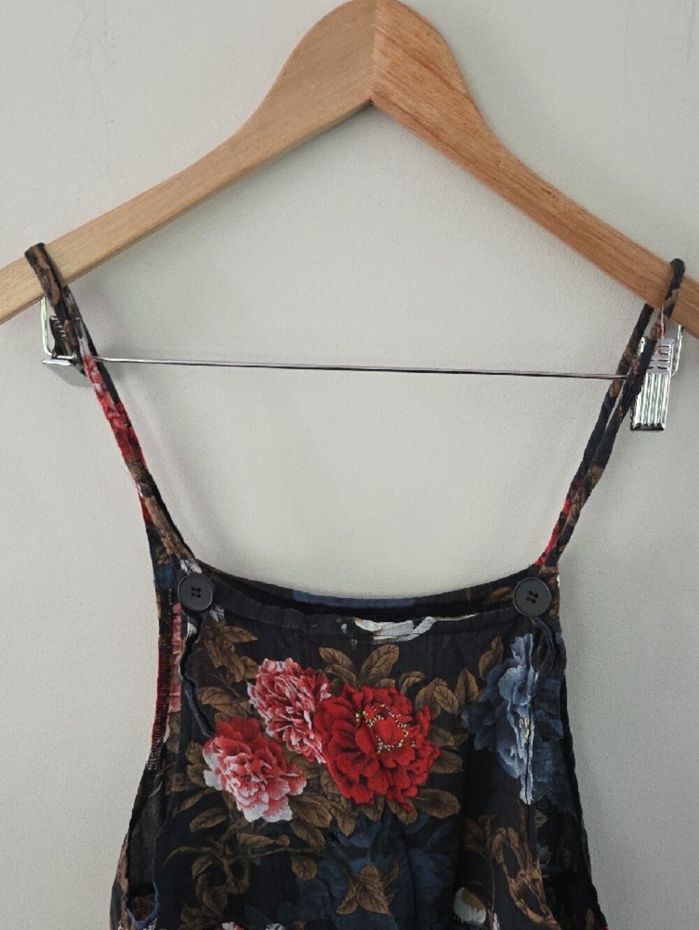 Linen Overalls Jumper In Navy Blue With Gorgeous Floral Print With Pockets - Picture 3 of 8